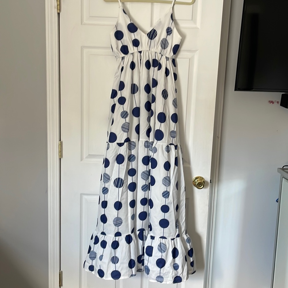 - Womens maxi dress
